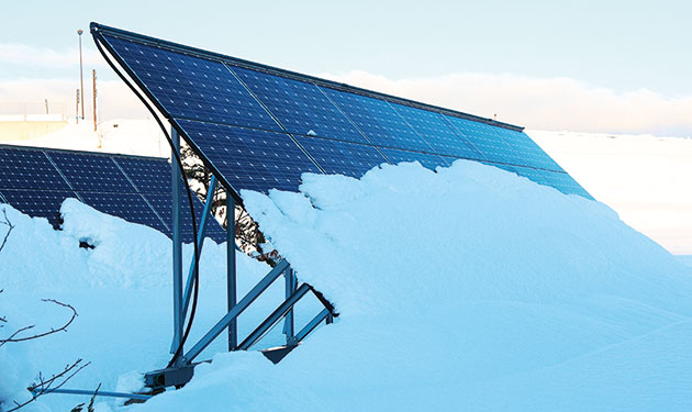 太陽光発電所の雪害対策