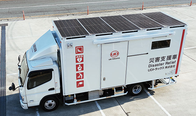 太陽光搭載トラック 被災者の生活を支援