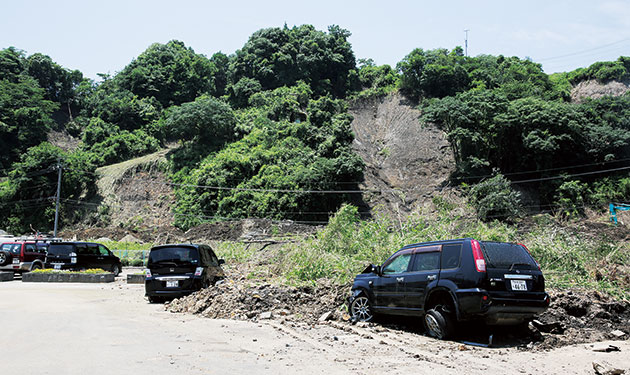九州北部豪雨でメガソーラーが一部損壊